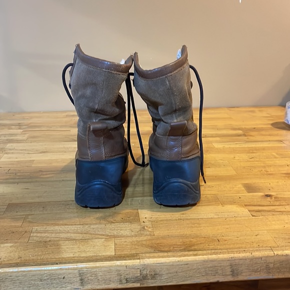 Polaris snow mobile boots! Leather upper. Fur lined. - Picture 2 of 6